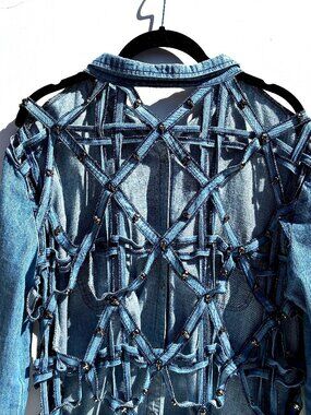 Women’s Millau 100% Cotton Denim Shirt Skull Lattice Back LgSleeve Snap Button M